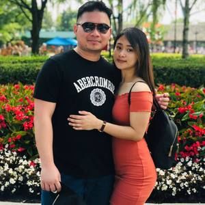 Meet your Posher, Adam scott